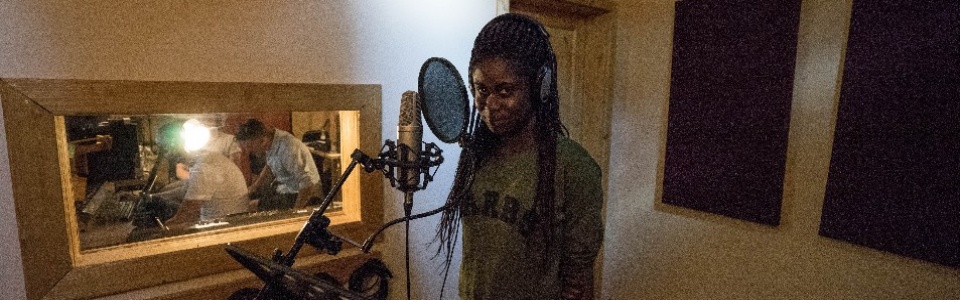 $galleryItem->description