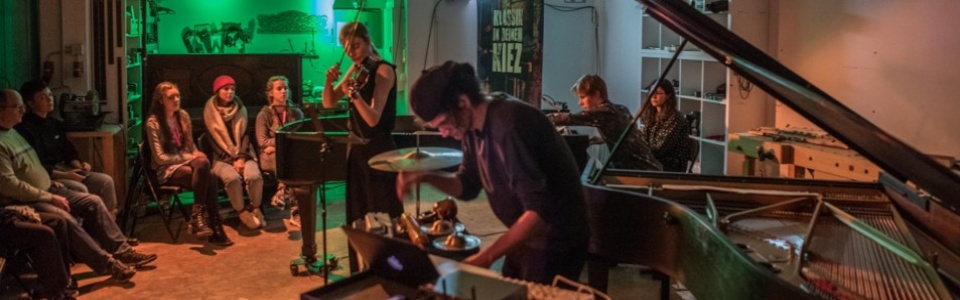 $galleryItem->description