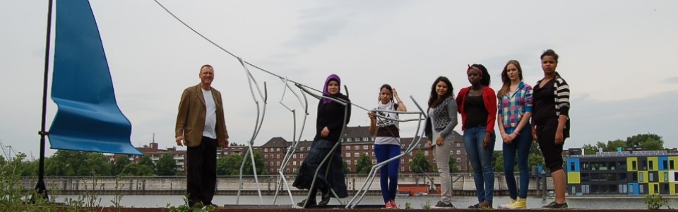 $galleryItem->description