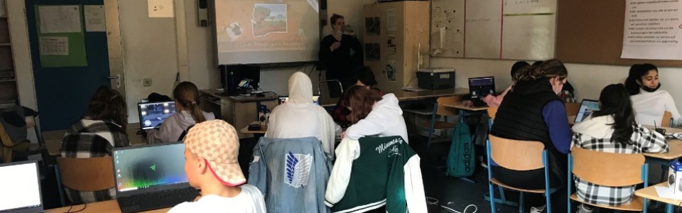 $galleryItem->description