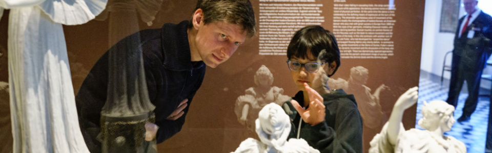 $galleryItem->description