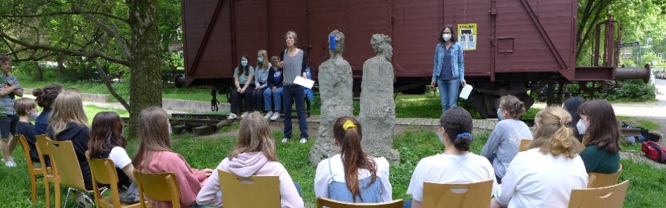 $galleryItem->description