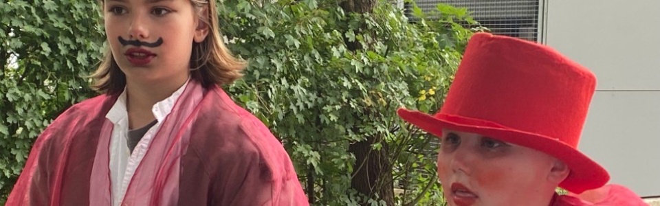 $galleryItem->description