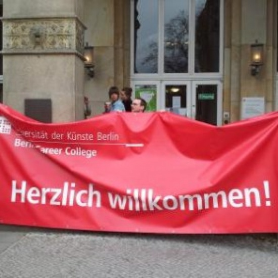 UdK Berlin Career College startet Refugee Class for Professionals in Arts and Design UdK Berlin Career College startet Refugee Class for Professionals in Arts and Design