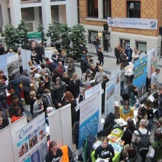 Auf in die Welt – Messe | Ahrensburg Auf in die Welt – Messe | Ahrensburg